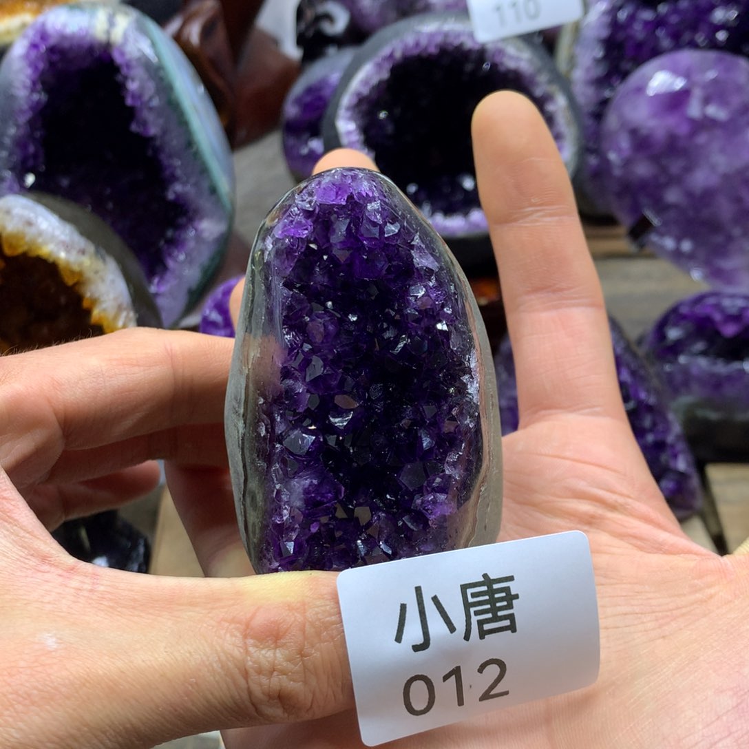 紫晶大型摆件（非配饰）未镶嵌
