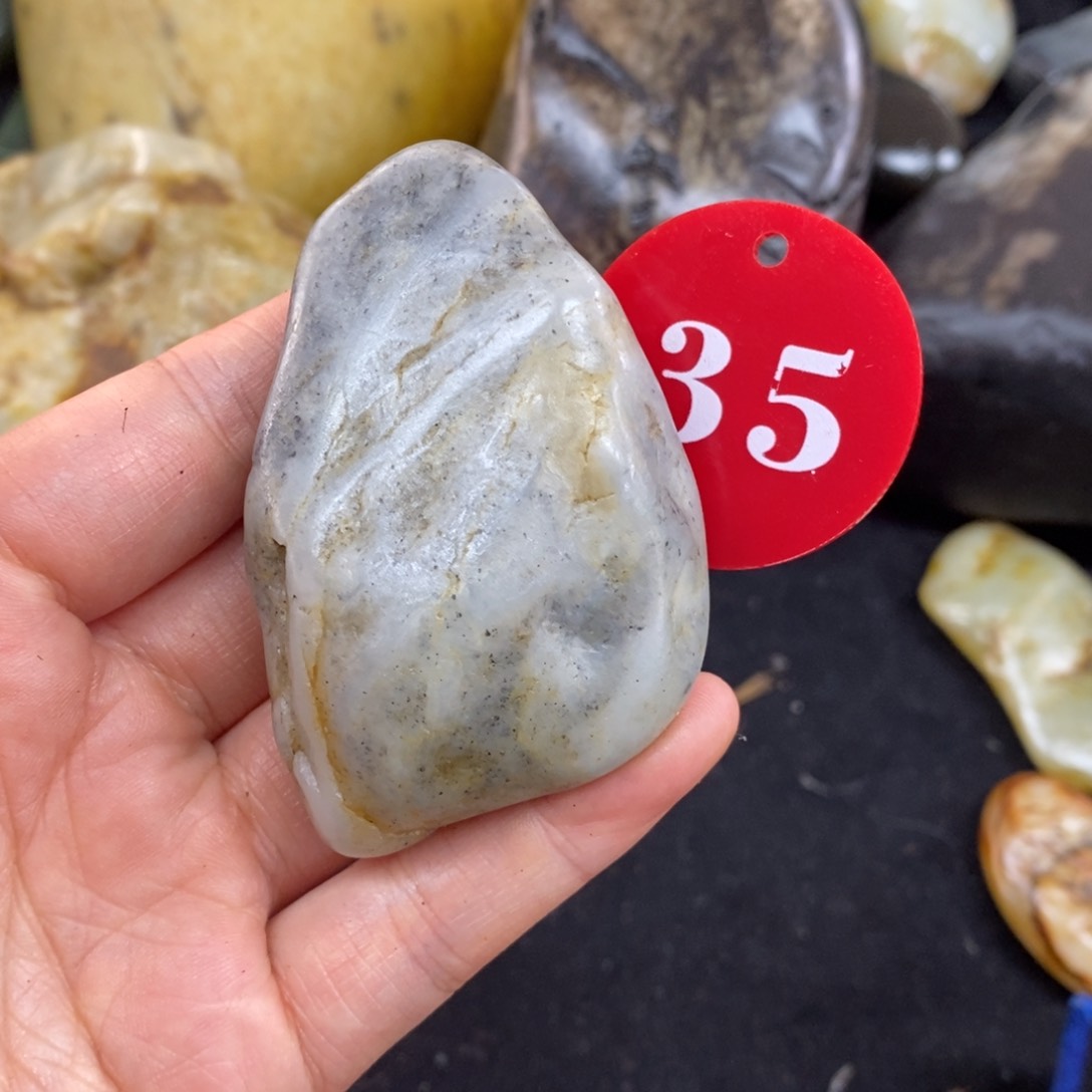 未镶嵌和田玉挂件