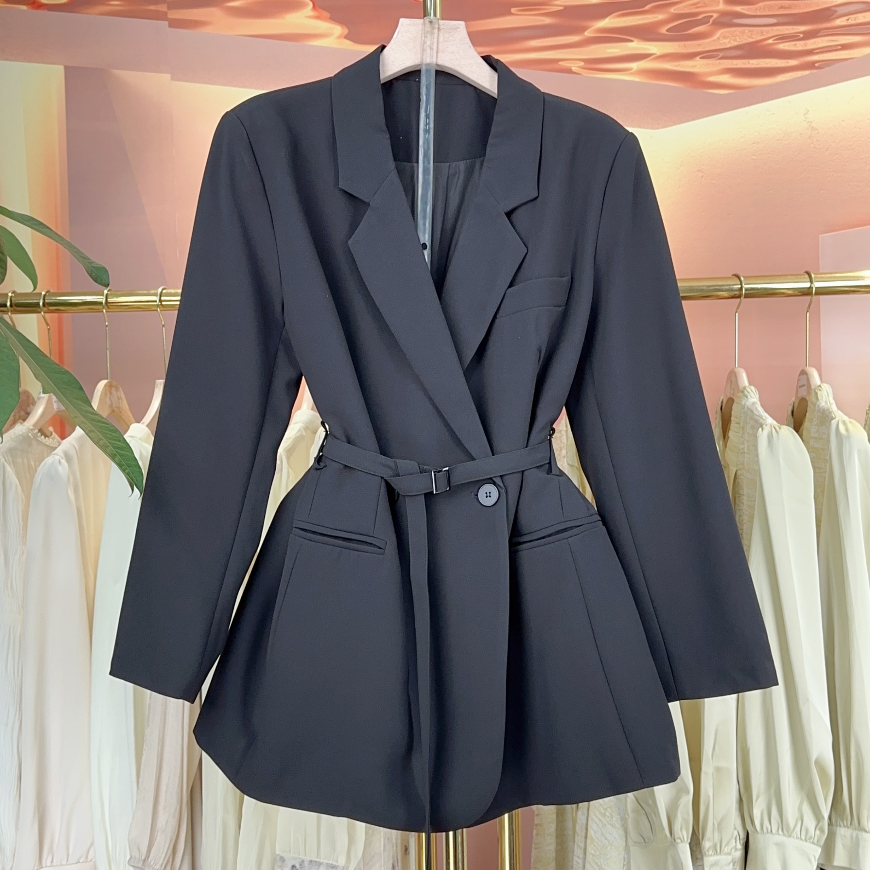 【RG1357】2025年新款百搭减龄显瘦新款外套气质收腰设计感黑色