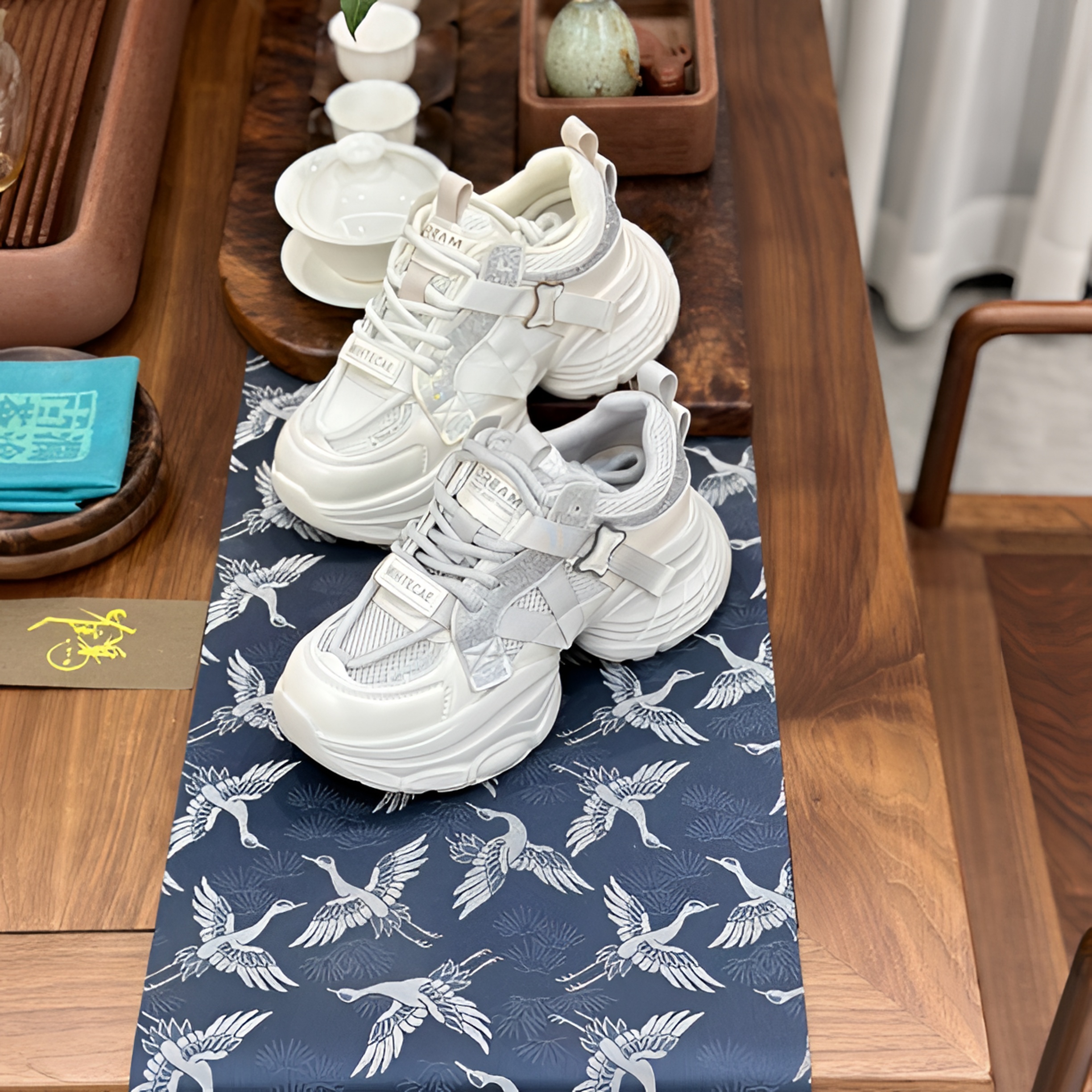 2025新款高品质广州鞋超轻透网小蛮腰老爹鞋巨巨巨舒服百搭显脚小