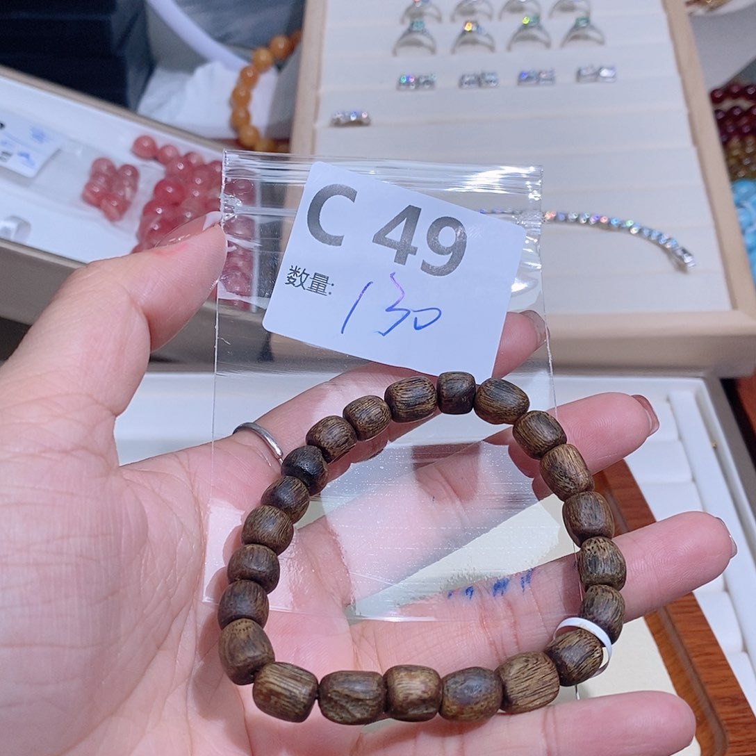 水晶珠宝半成品未镶嵌摆****?C49