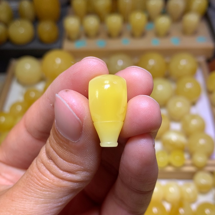 蜜蜡裸石未镶嵌?****࿐天然俄料黄白花蜜蜡三通11.5