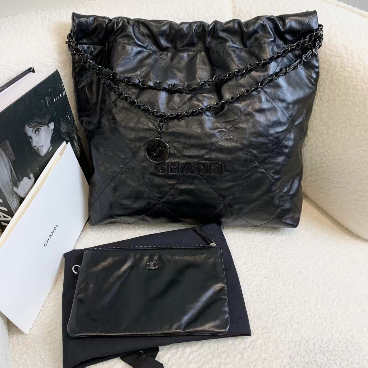 99新 Chanel/香奈儿 壹臻/ soblack全黑22bag 中号 82876022