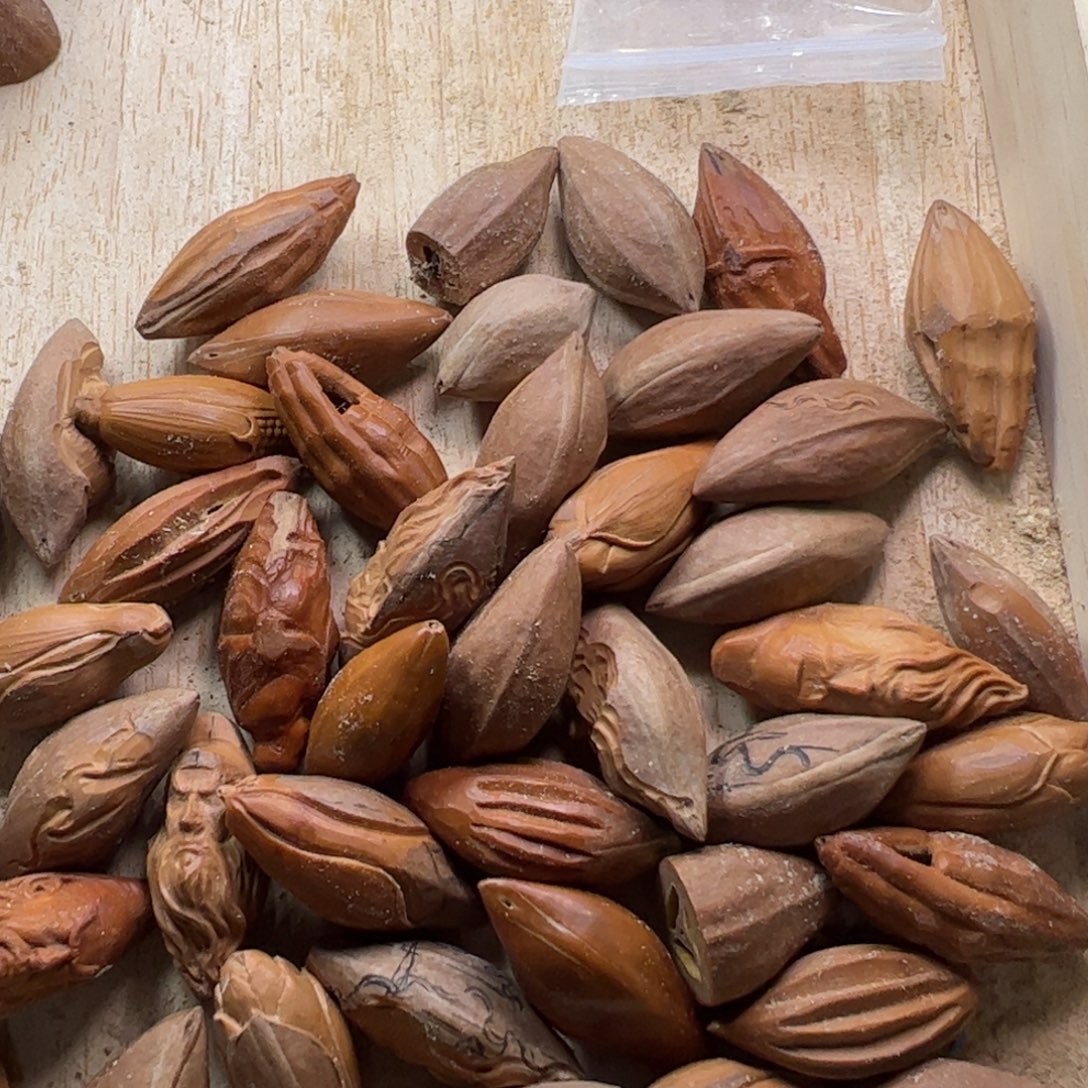 橄榄核手串/手链1.8-1.9+的橄榄核原料极红油核半斤