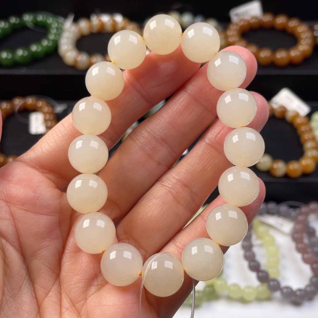 未镶嵌手链和田玉