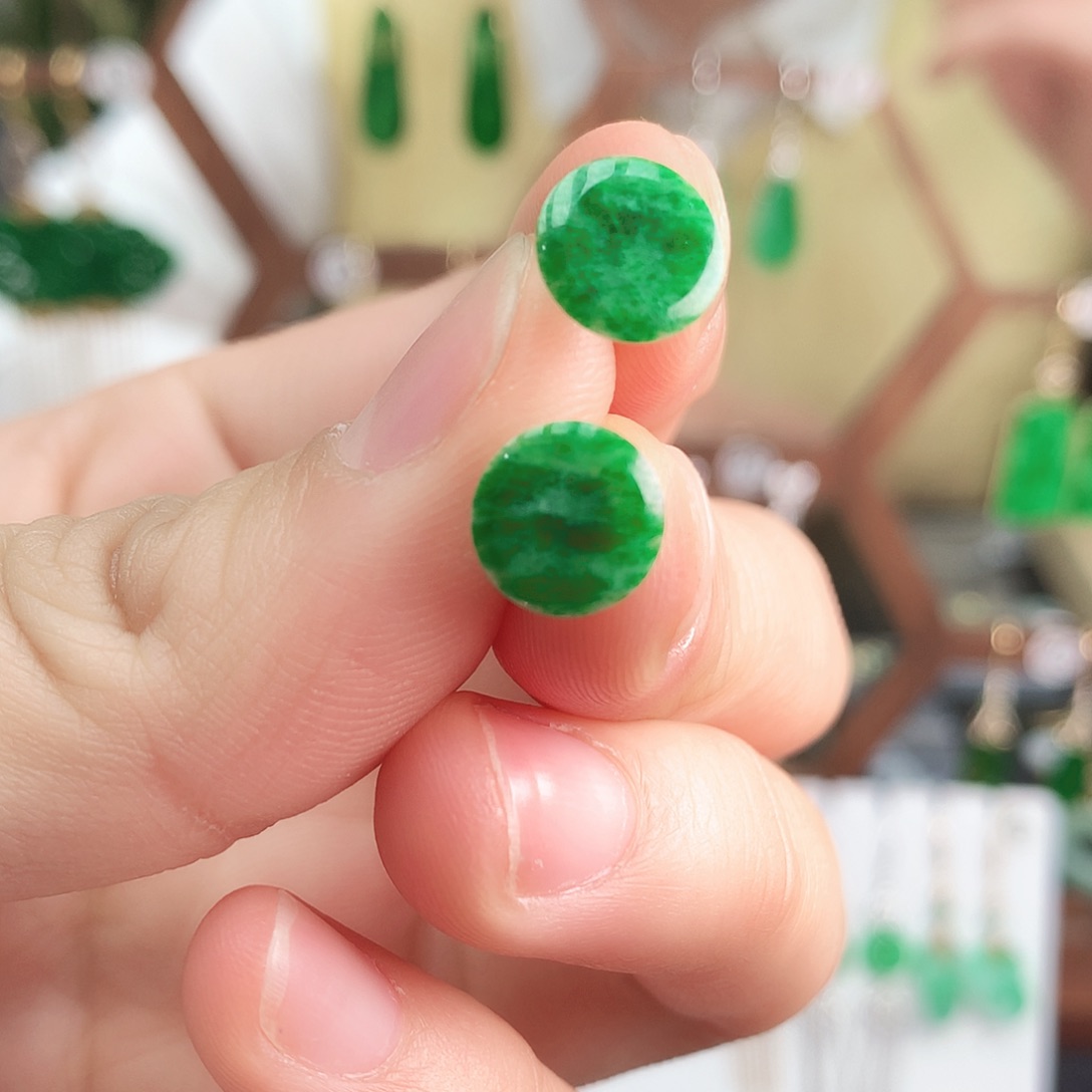 翡翠耳饰18K金镶嵌耳饰