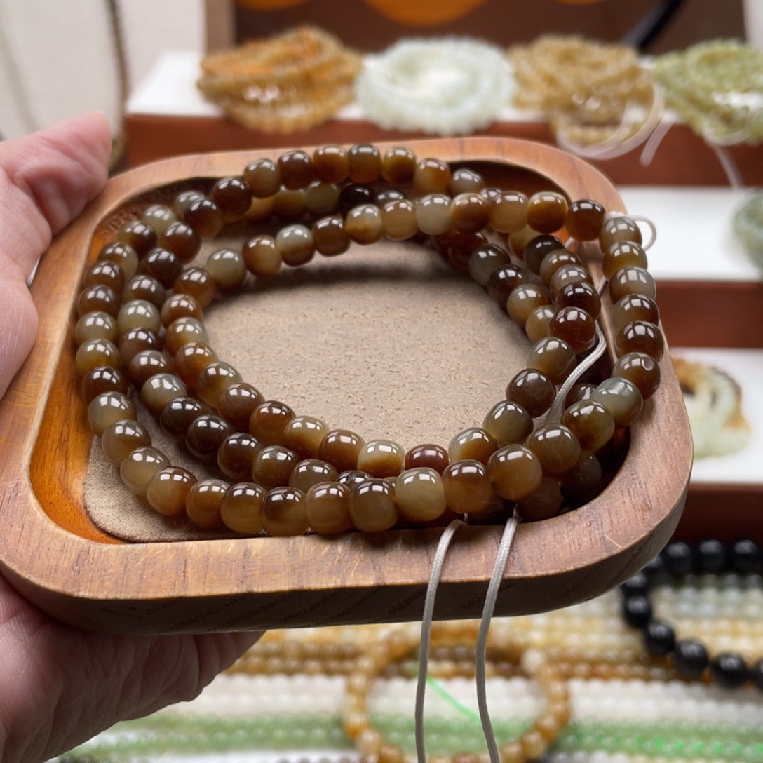 犇****和田玉未镶嵌毛衣链珠串6*7mm