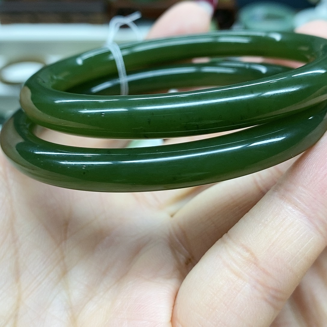 【闪购商品】和田玉手镯未镶嵌和田玉叮当