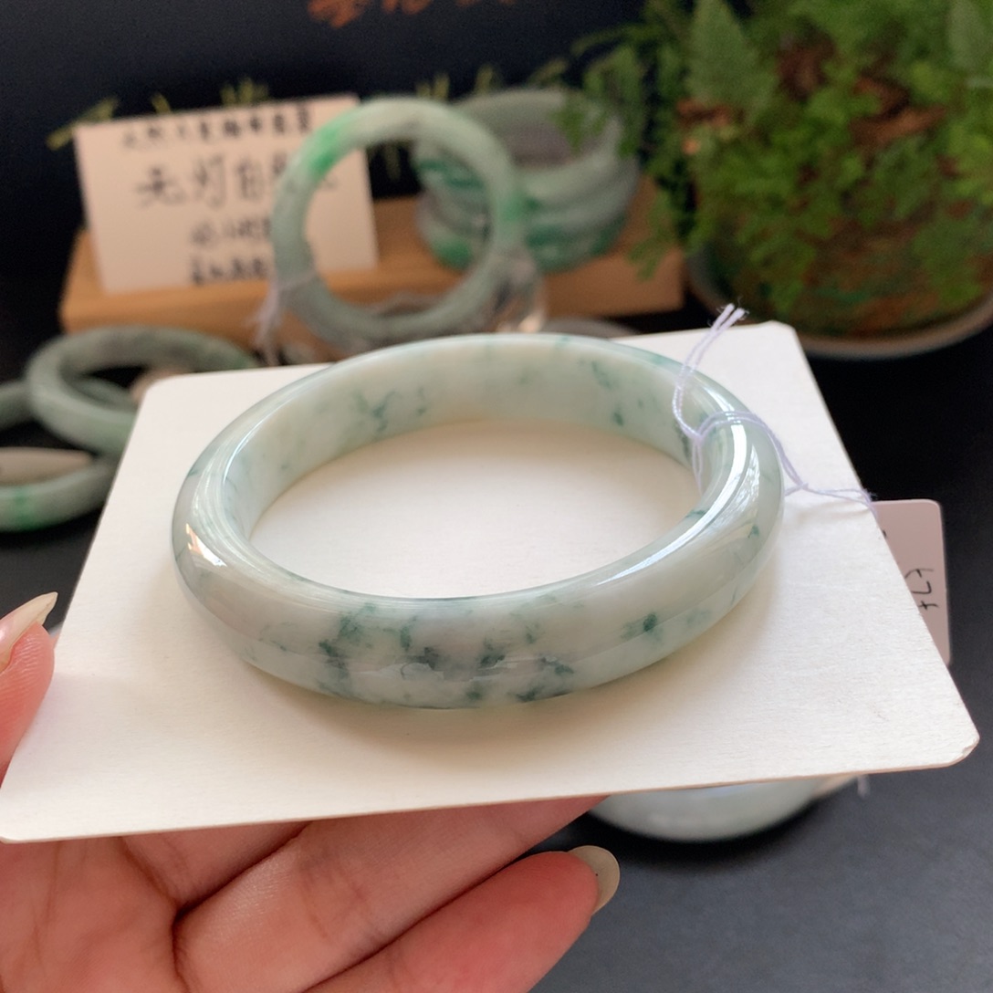 翡翠未镶嵌手镯6号48小时鉴赏期