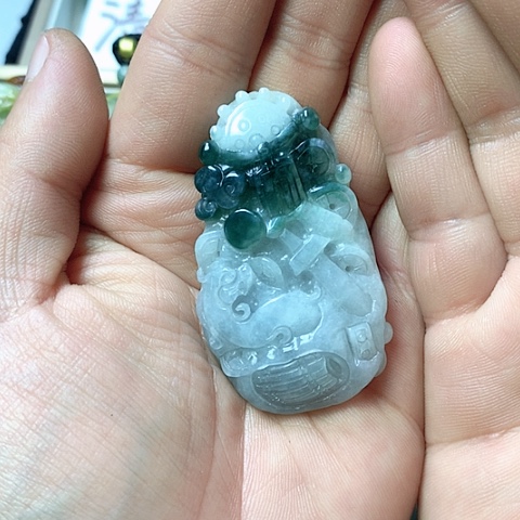 翡翠颈饰未镶嵌天然缅甸翡翠a货