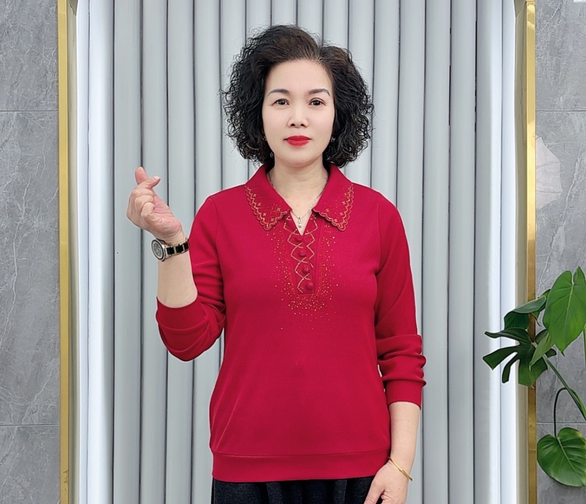中老年妈妈装针织打底衫翻领休闲风百搭时尚洋气纯色烫钻上衣女