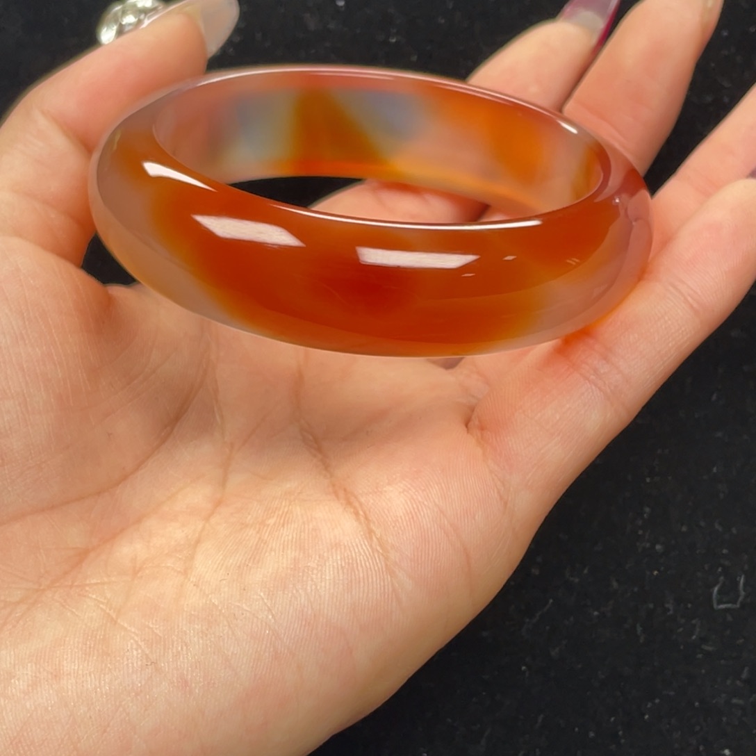 玛瑙/玉髓手镯未镶嵌