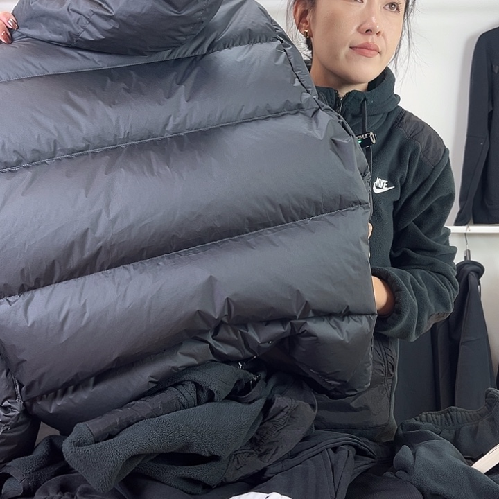 黑色断码羽M码100-120斤不退换