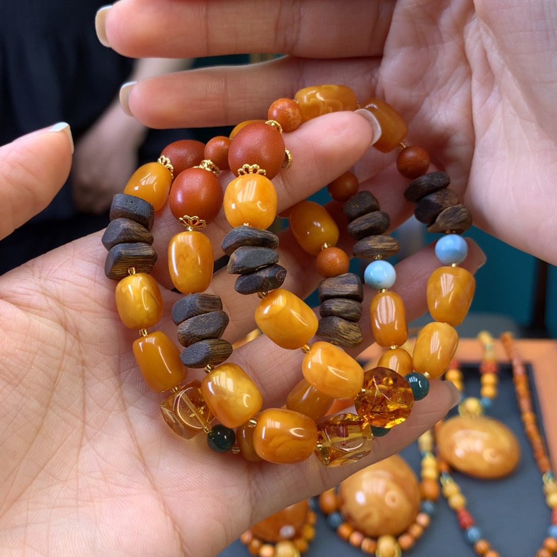 蜜蜡未镶嵌手串多样性发一