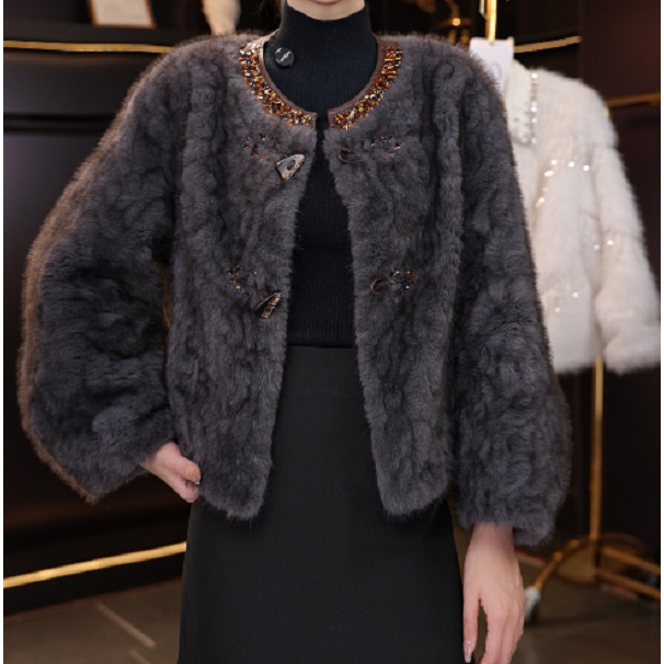 【一号专属】设计感新款北欧时尚花狐冬季气质轻奢外套250102414