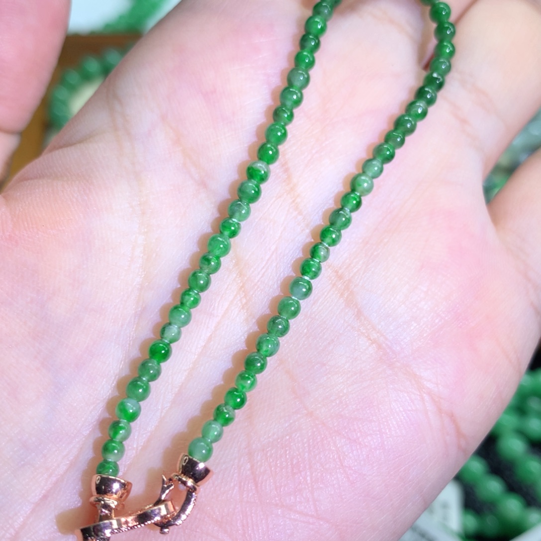 翡翠未镶嵌手链翡翠