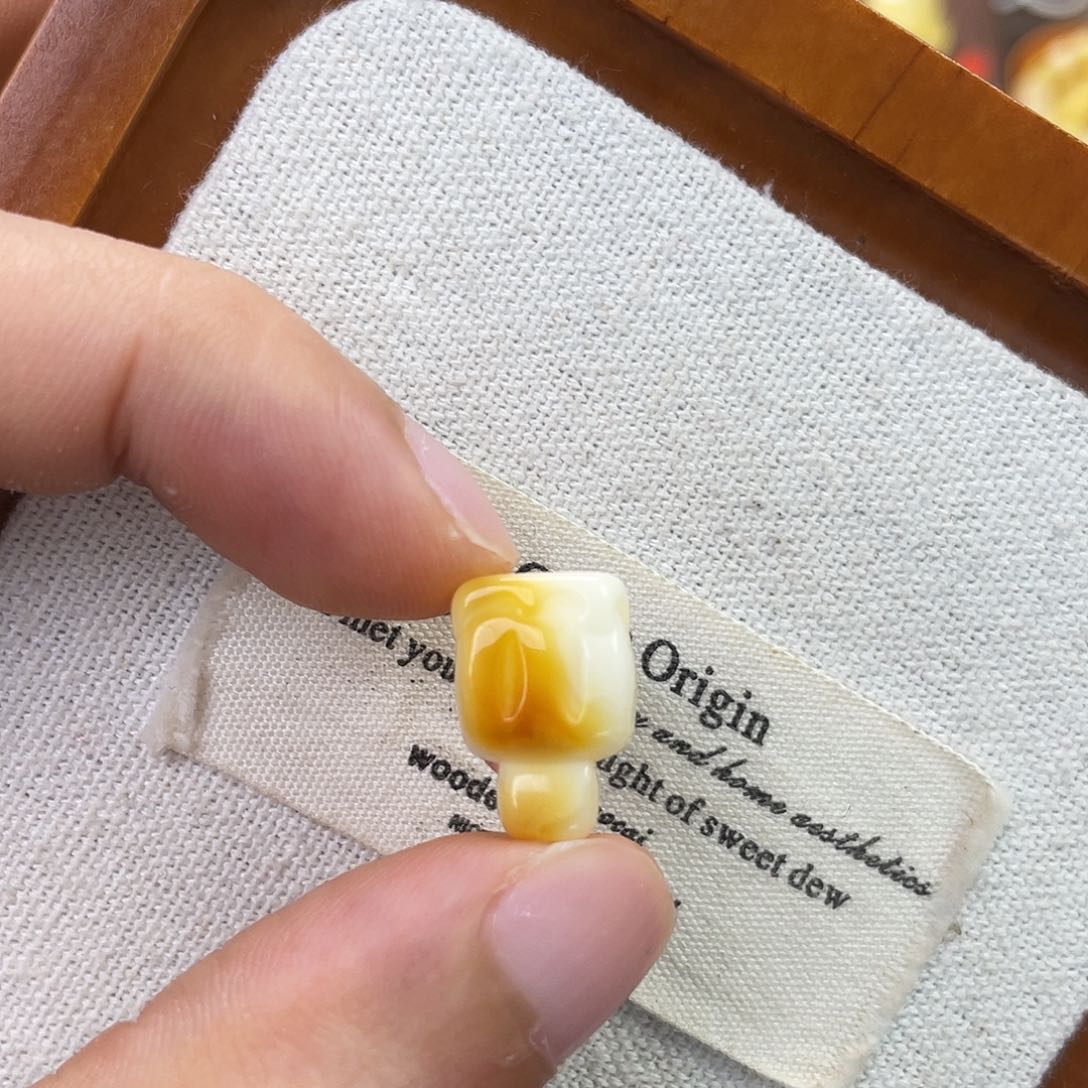 未镶嵌琥珀珠宝奇石雪糕