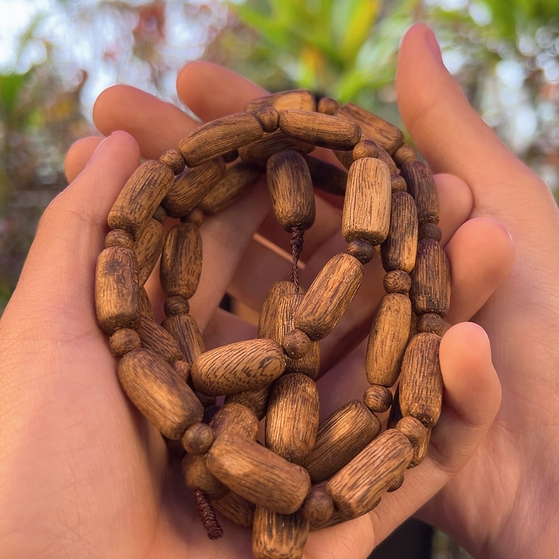 沉香手串海南乌身老白奇多样性发货一条27克