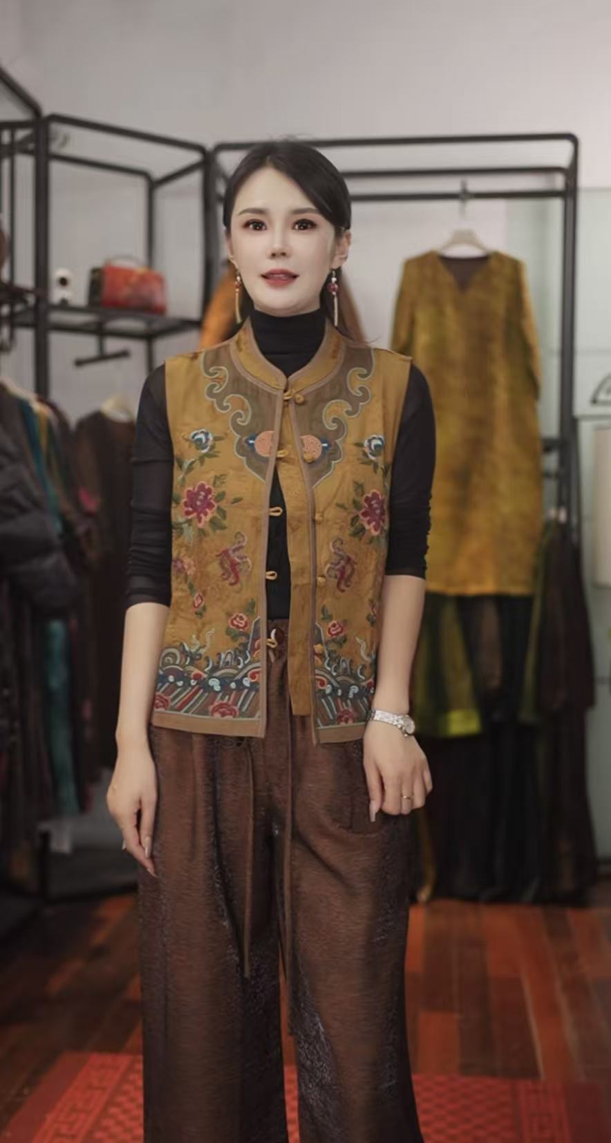 【金棕刺绣马甲】复古国风新中式气质马甲261-6561金棕刺绣马甲