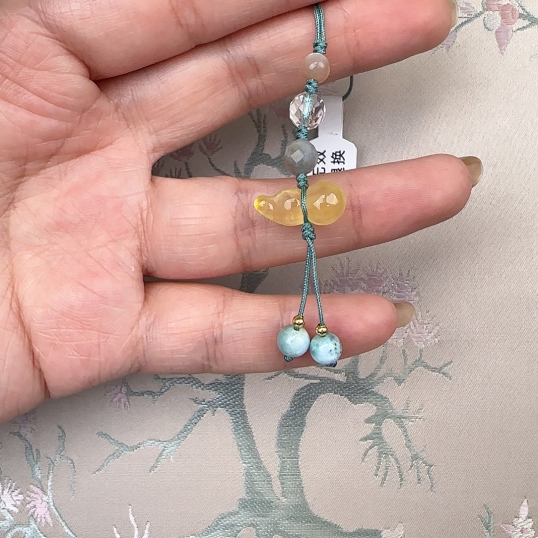 蜜蜡吊坠(赠链)未镶嵌