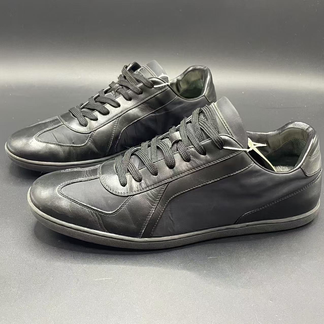 95新 LouisVuitton/路易威登 男士黑色简约板鞋41.5欧码dd063m