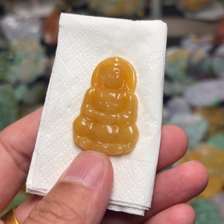 翡翠颈饰未镶嵌吊坠