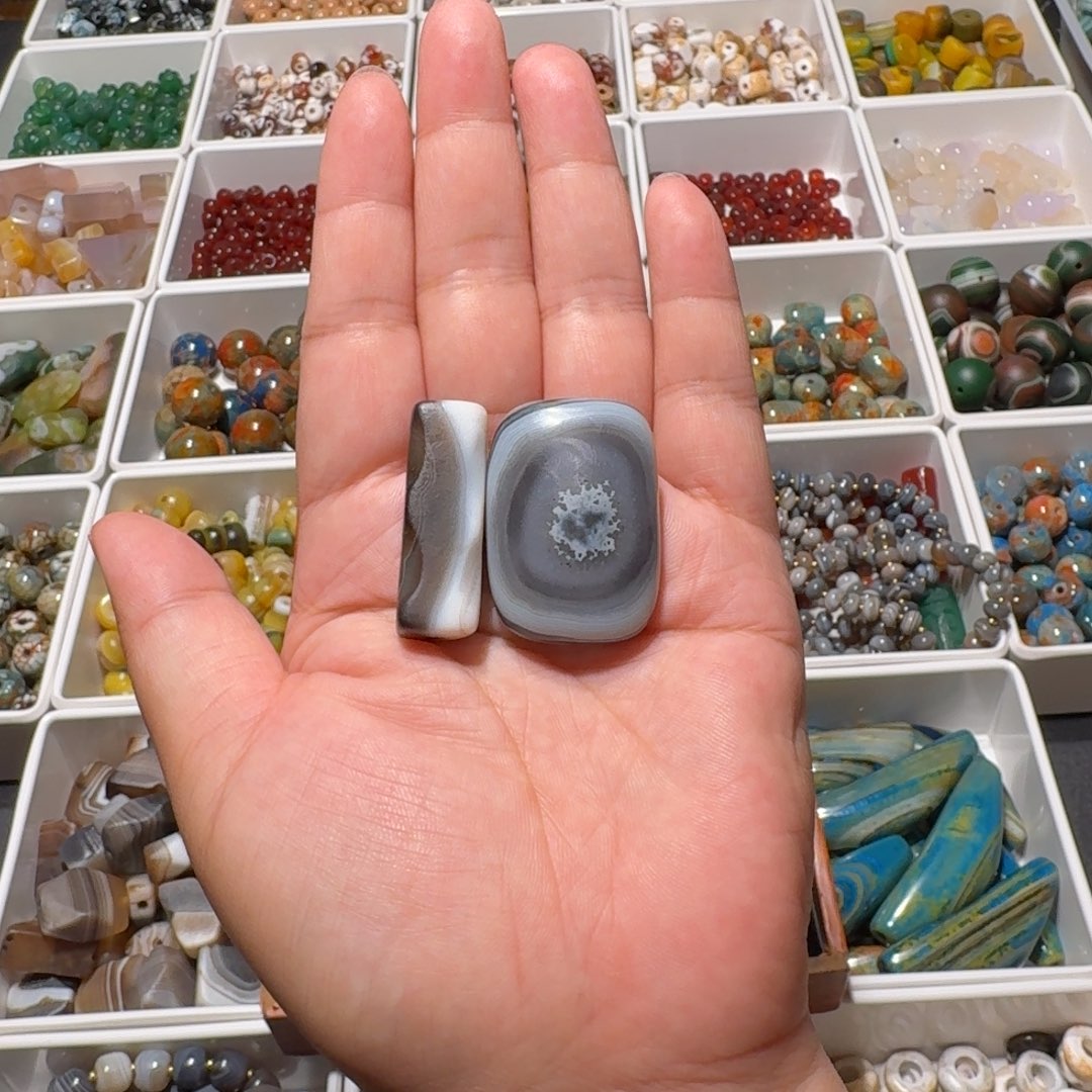 玛瑙/玉髓未镶嵌珠宝半成品