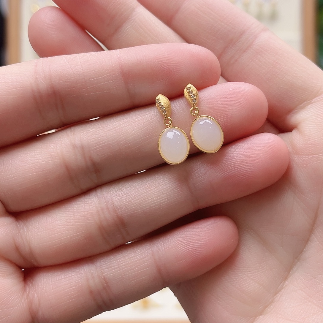 和田玉银S925镶嵌耳饰