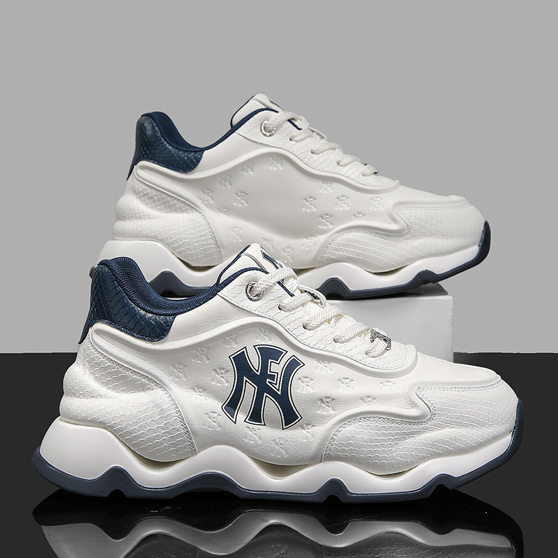 男女生休闲运动鞋情侣款秋冬季皮面防水百搭潮鞋女跑步鞋男士男鞋