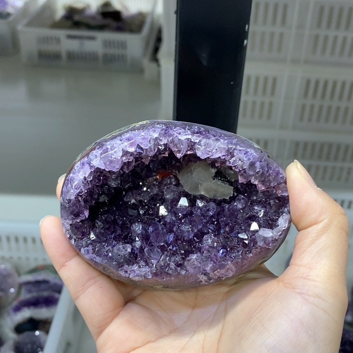紫晶摆件未镶嵌莹
