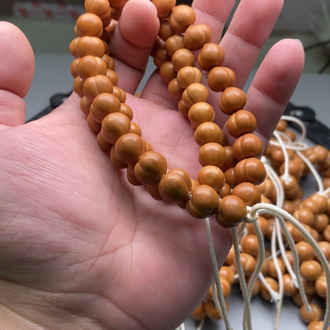吊坠猴头核桃屁桃