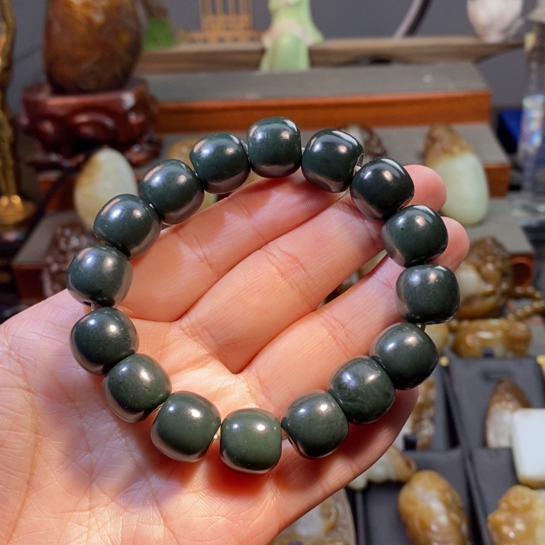 和田玉手串未镶嵌