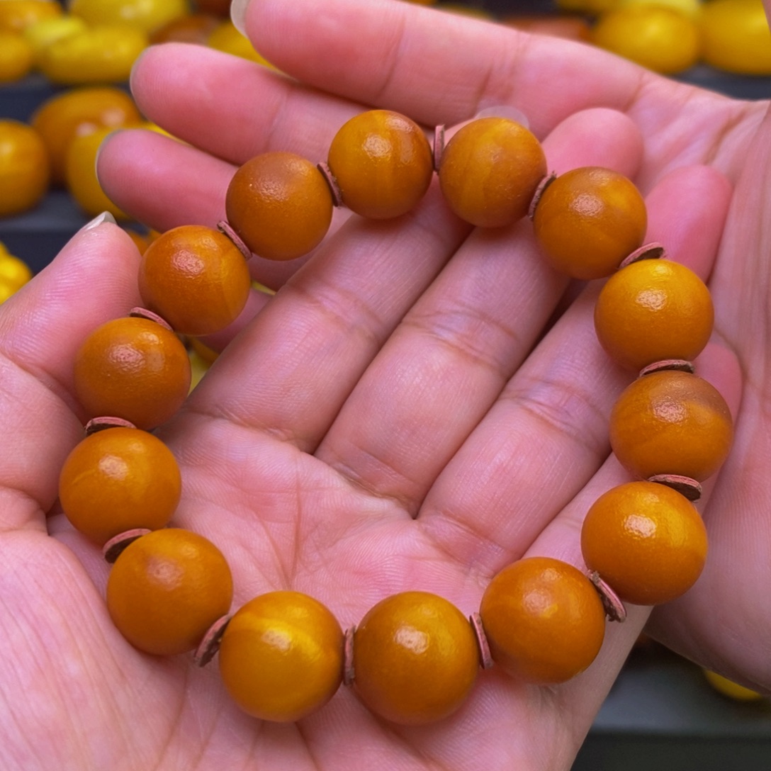 未镶嵌蜜蜡珠宝奇石