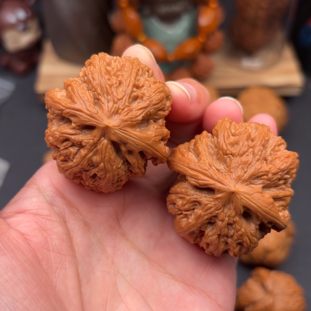 文玩核桃把件球筋44