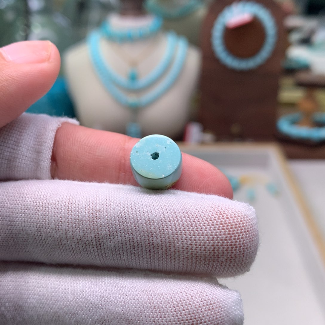 绿松石配饰未镶嵌