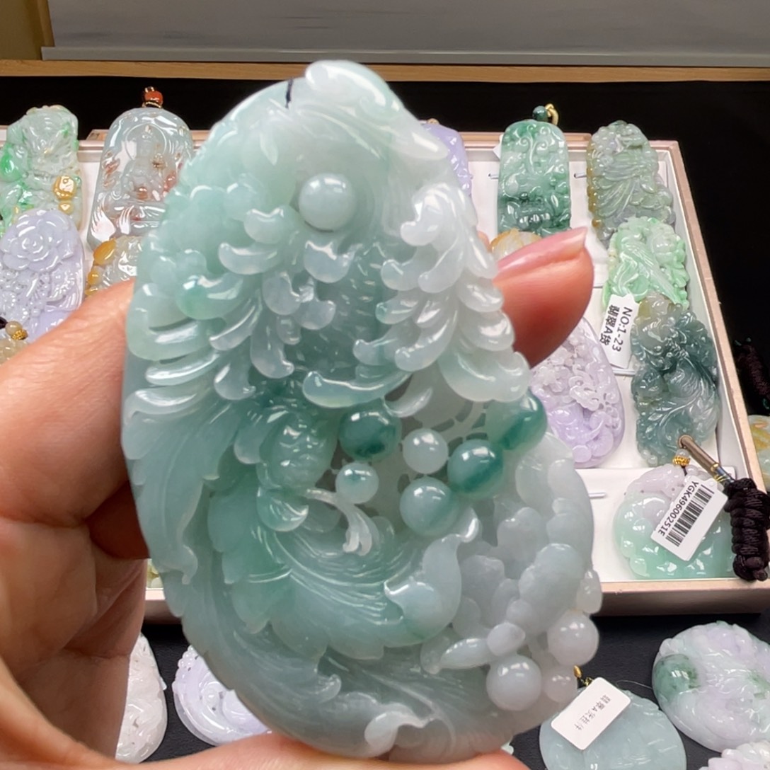 翡翠吊坠(不含链)未镶嵌