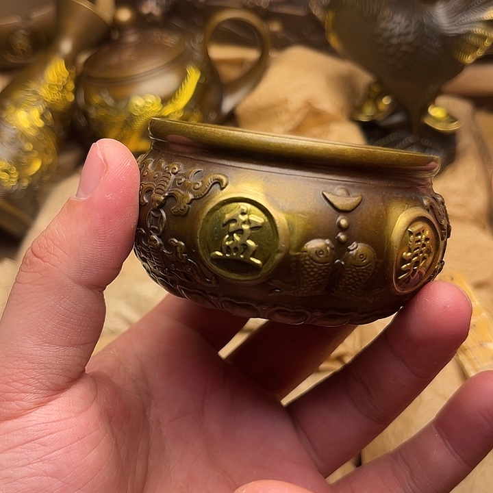 铜器精美好物点击下单