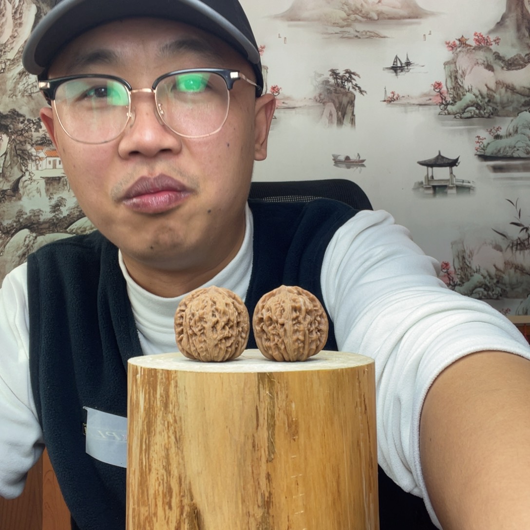 文玩核桃把件平谷四座楼