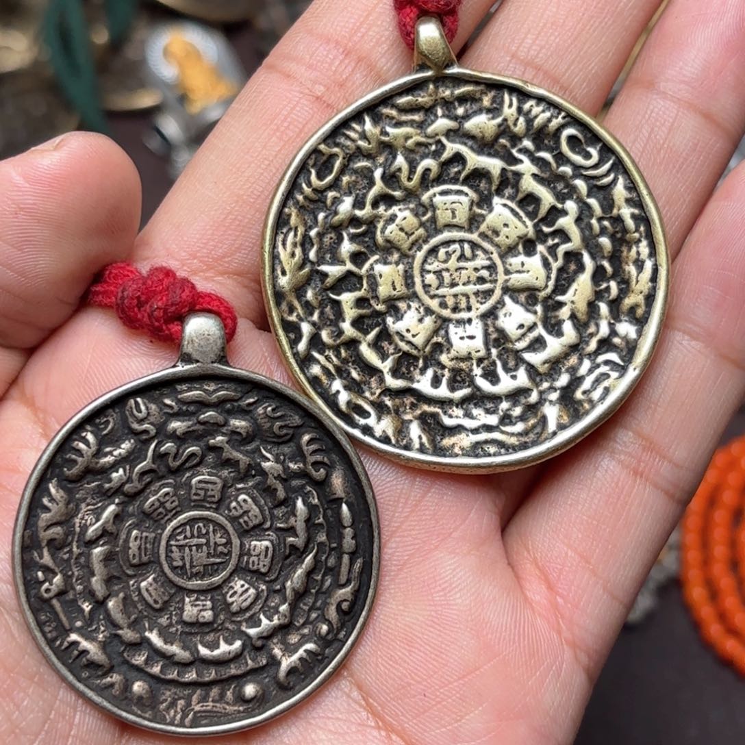 铜星月菩提吊坠项链