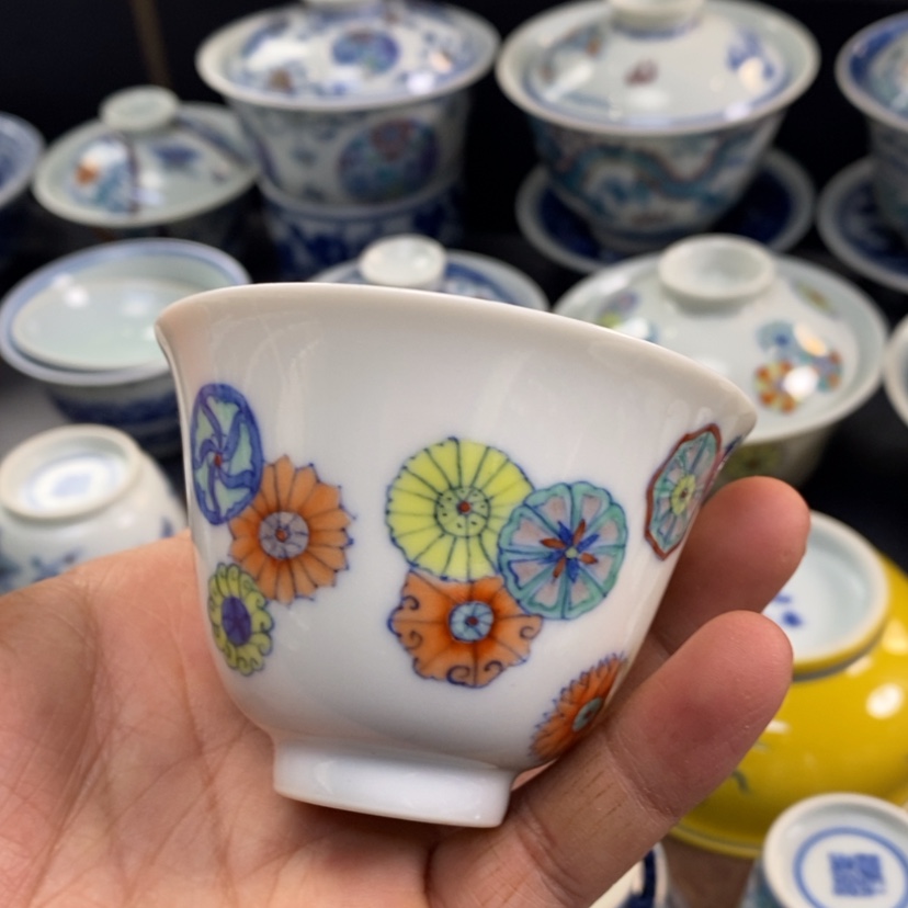 【闪购商品】景德镇青花斗彩主人杯