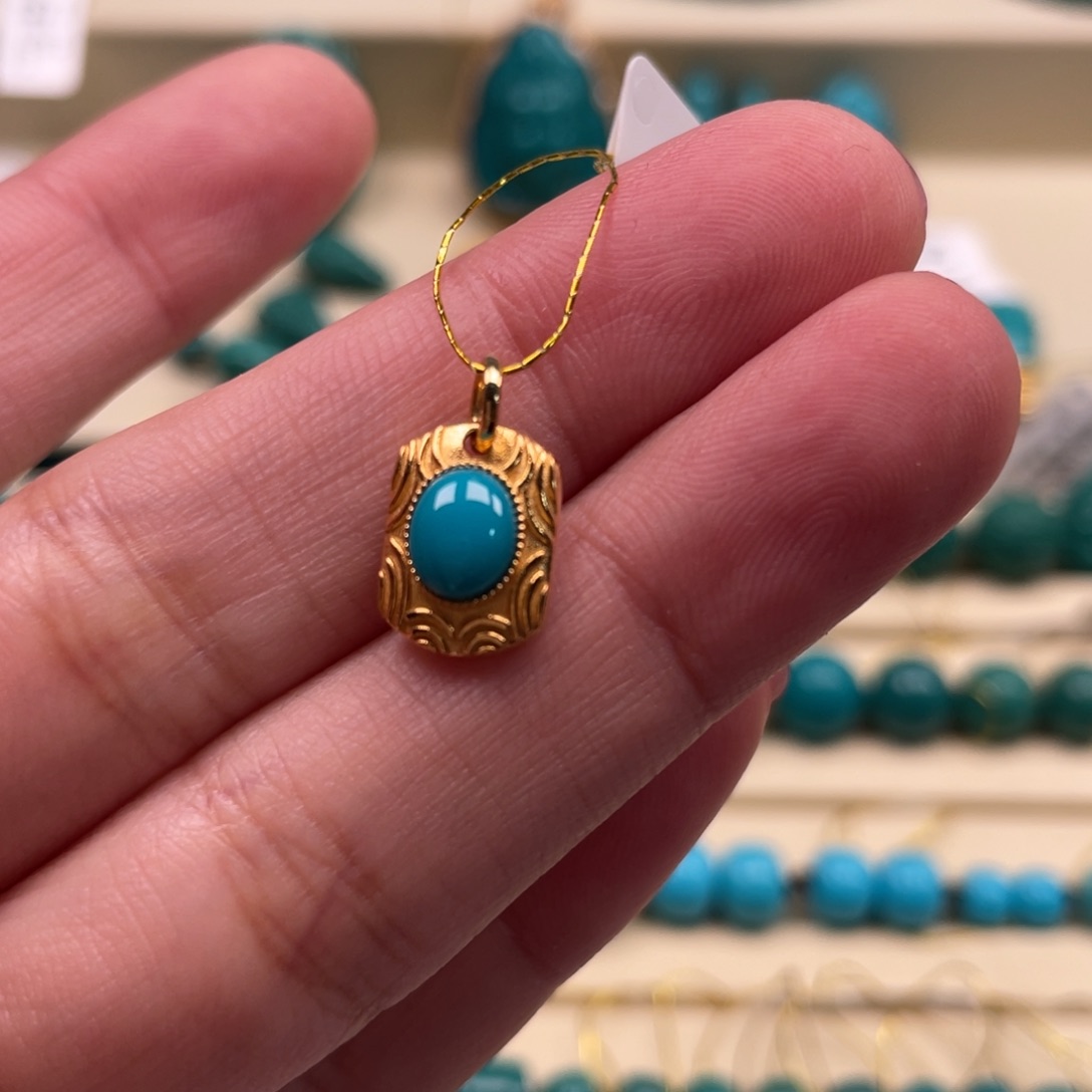 绿松石珠宝奇石18K金镶嵌