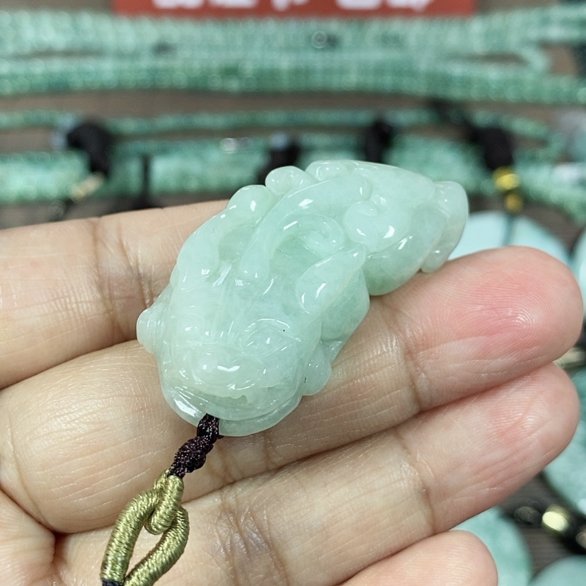 【闪购商品】翡翠颈饰未镶嵌玉吊坠翡翠玉如意貔貅吊坠