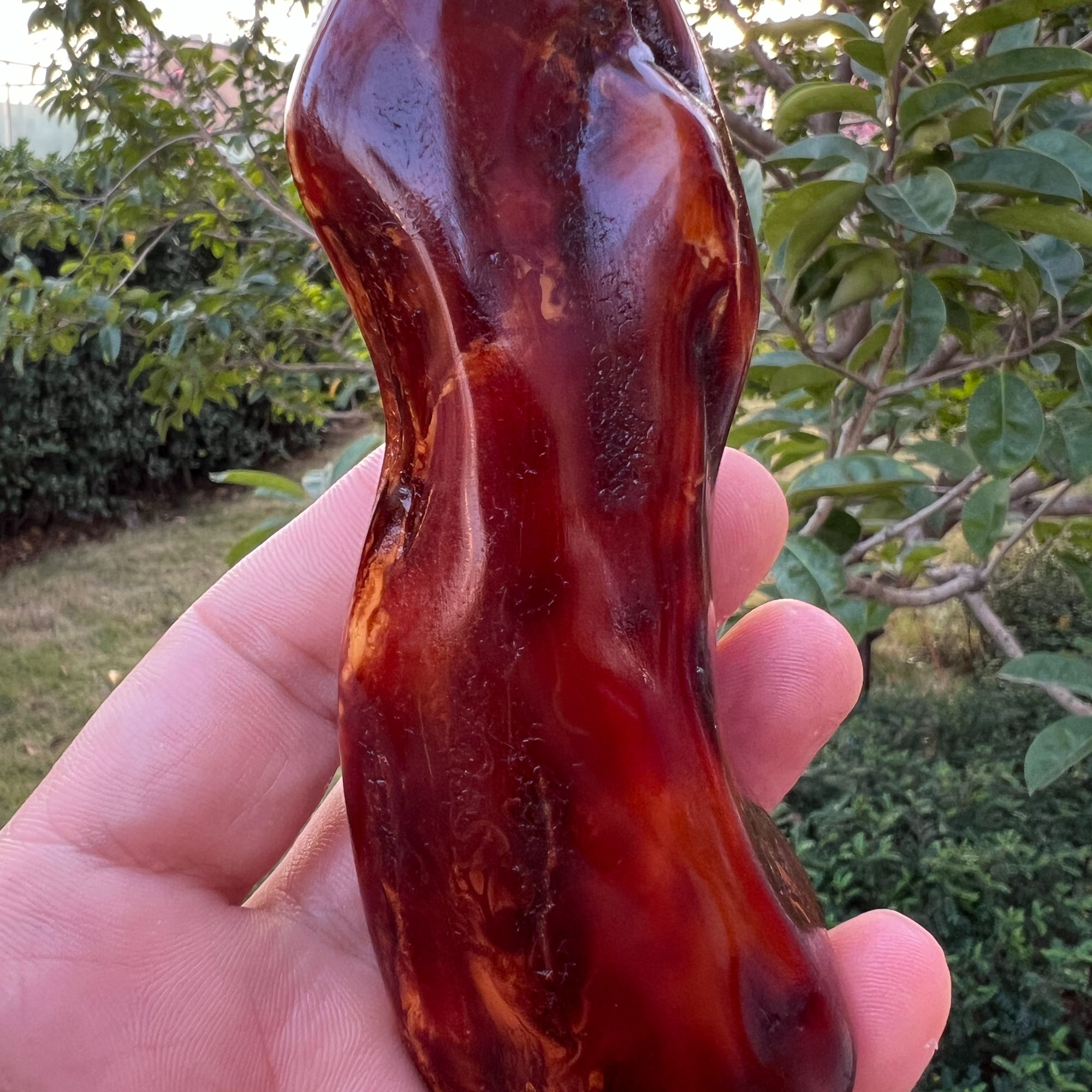 天然原矿蜜蜡原石红花蜡手把 器型独特手感好 花色漂亮 重84.6克 