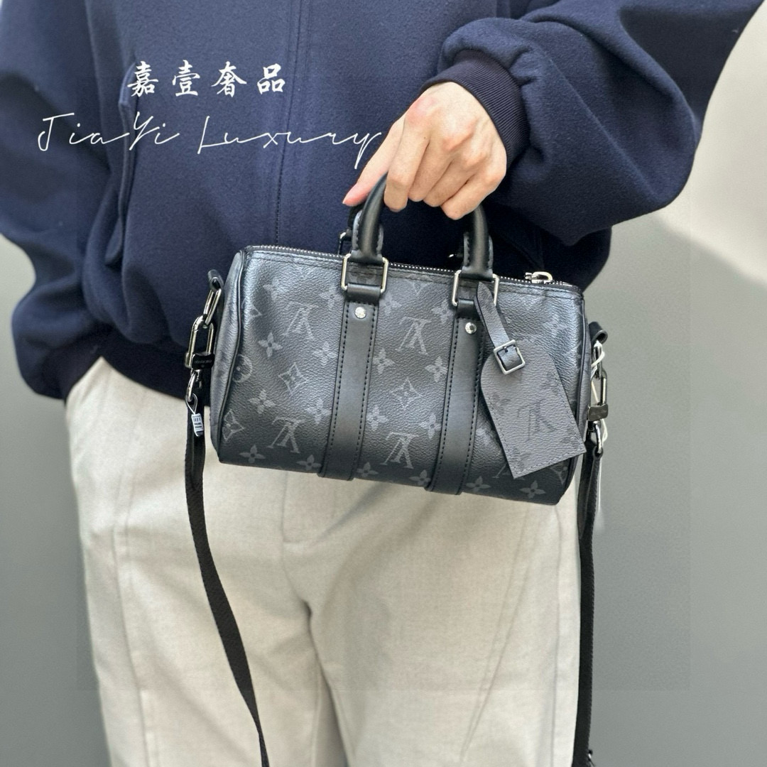 99新 LouisVuitton/路易威登 9011 keepall 25黑武士老花斜挎包