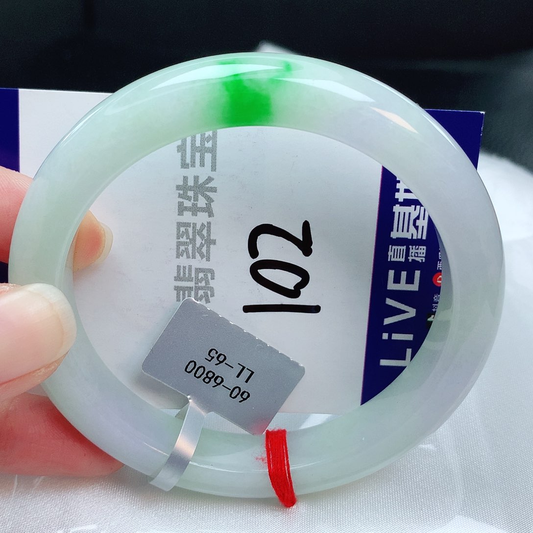 翡翠手镯未镶嵌缅甸天然A货翡翠手镯