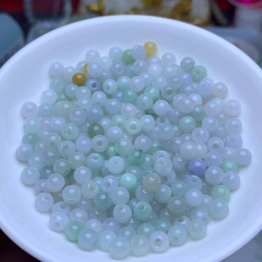 【闪购商品】未镶嵌手链翡翠卡6绿白大孔100个