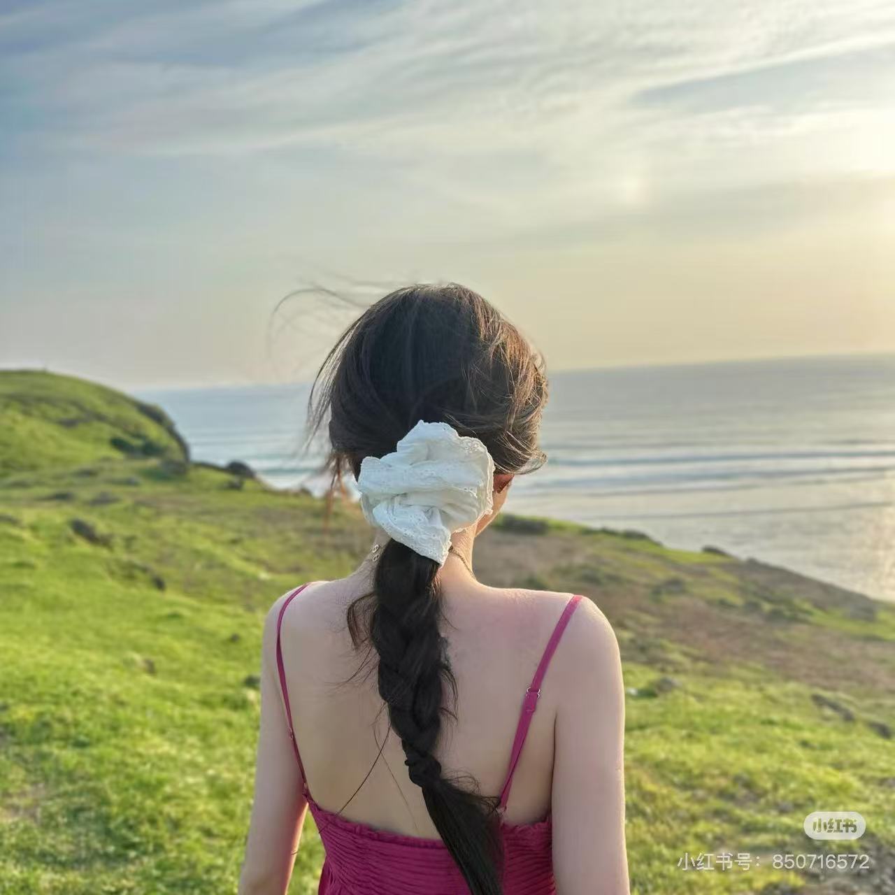 千金风学院风时尚设计感小众夏季修身显瘦气质纯欲女装