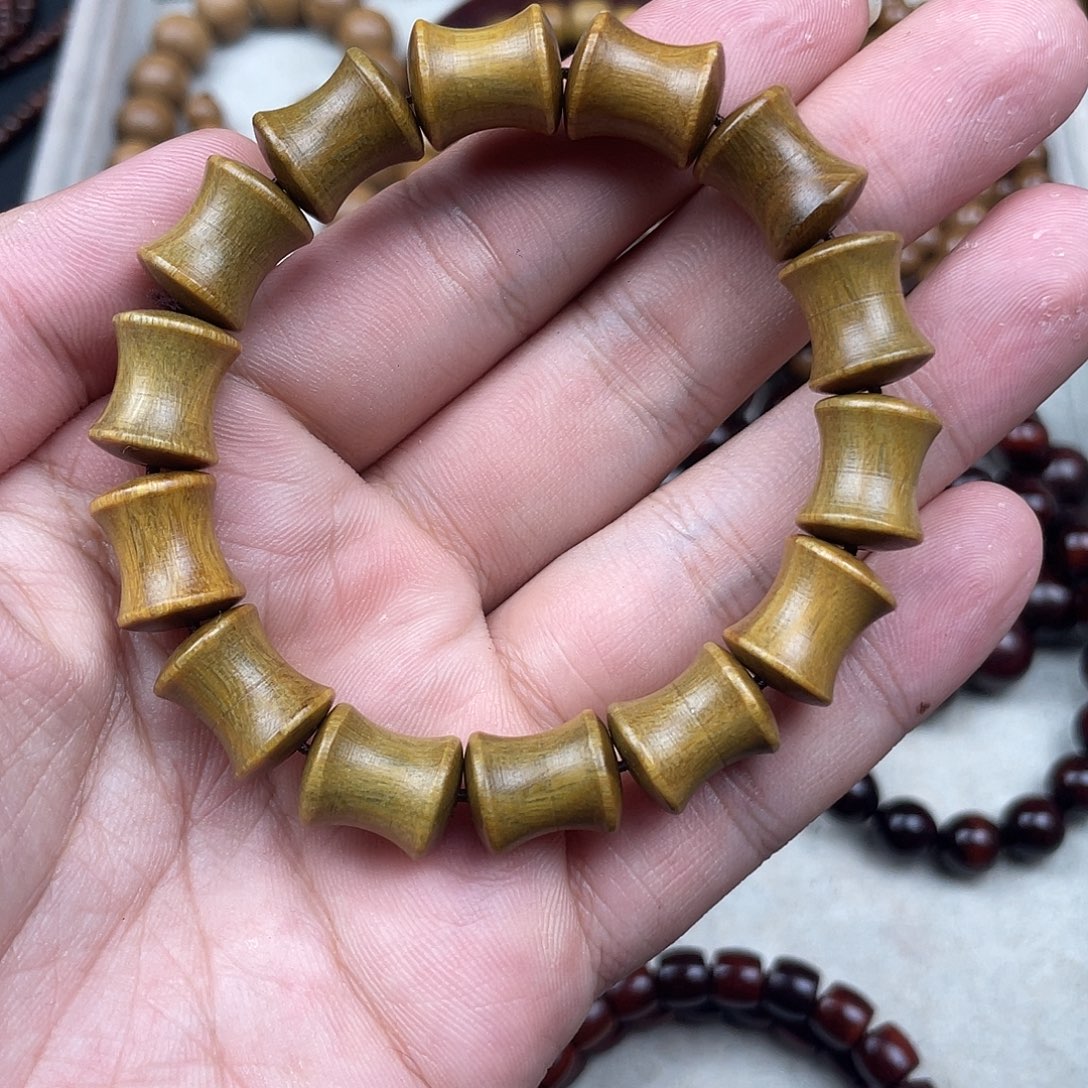 手串/手链维腊木（绿檀）1.2X1.4