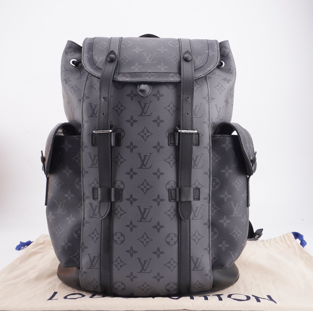 99新 LV 98-99新LV经典老花中号黑武士双肩包33/45/12 F445
