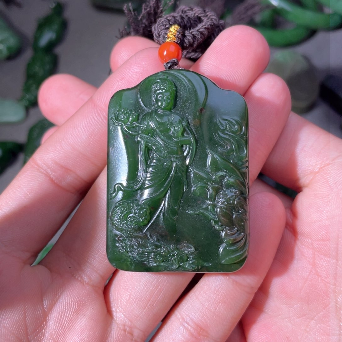 和田玉（碧玉）颈饰未镶嵌